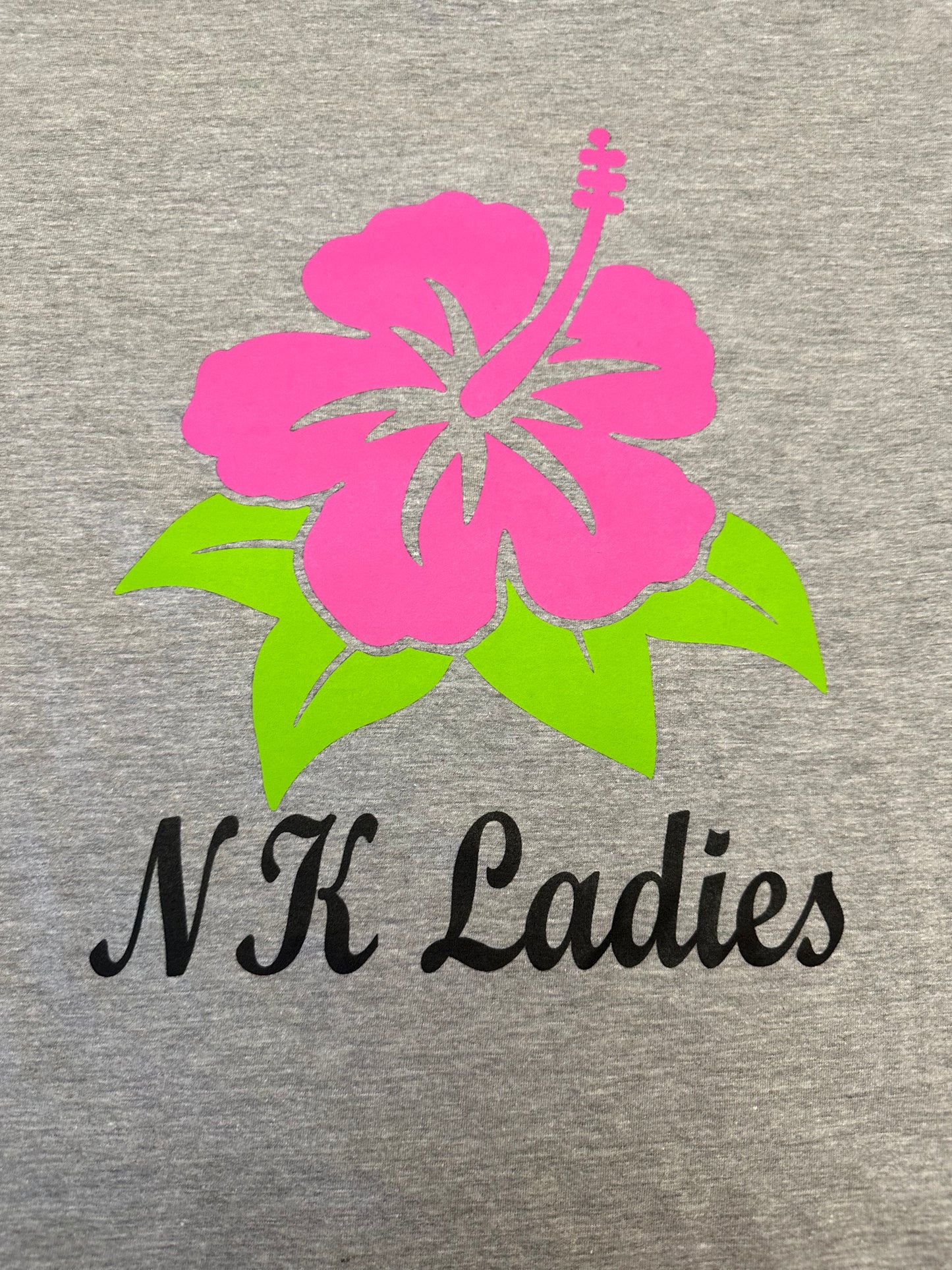 NK Ladies T-shirt with Hibiscus Hawaiian Pink Flower - Sport Gray